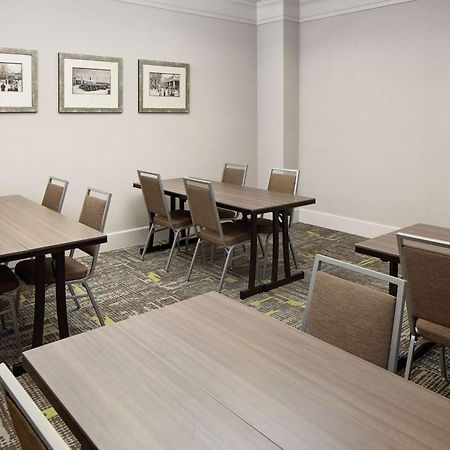 Hampton Inn Louisville Downtown Ngoại thất bức ảnh