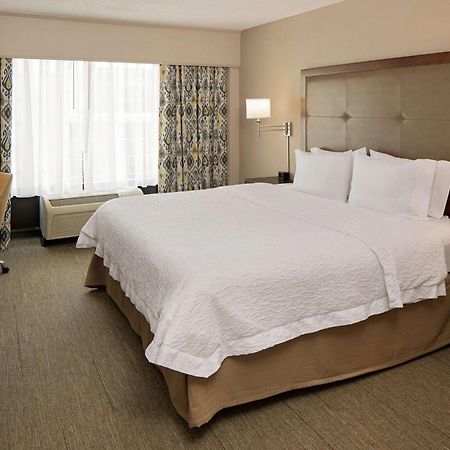 Hampton Inn Louisville Downtown Ngoại thất bức ảnh