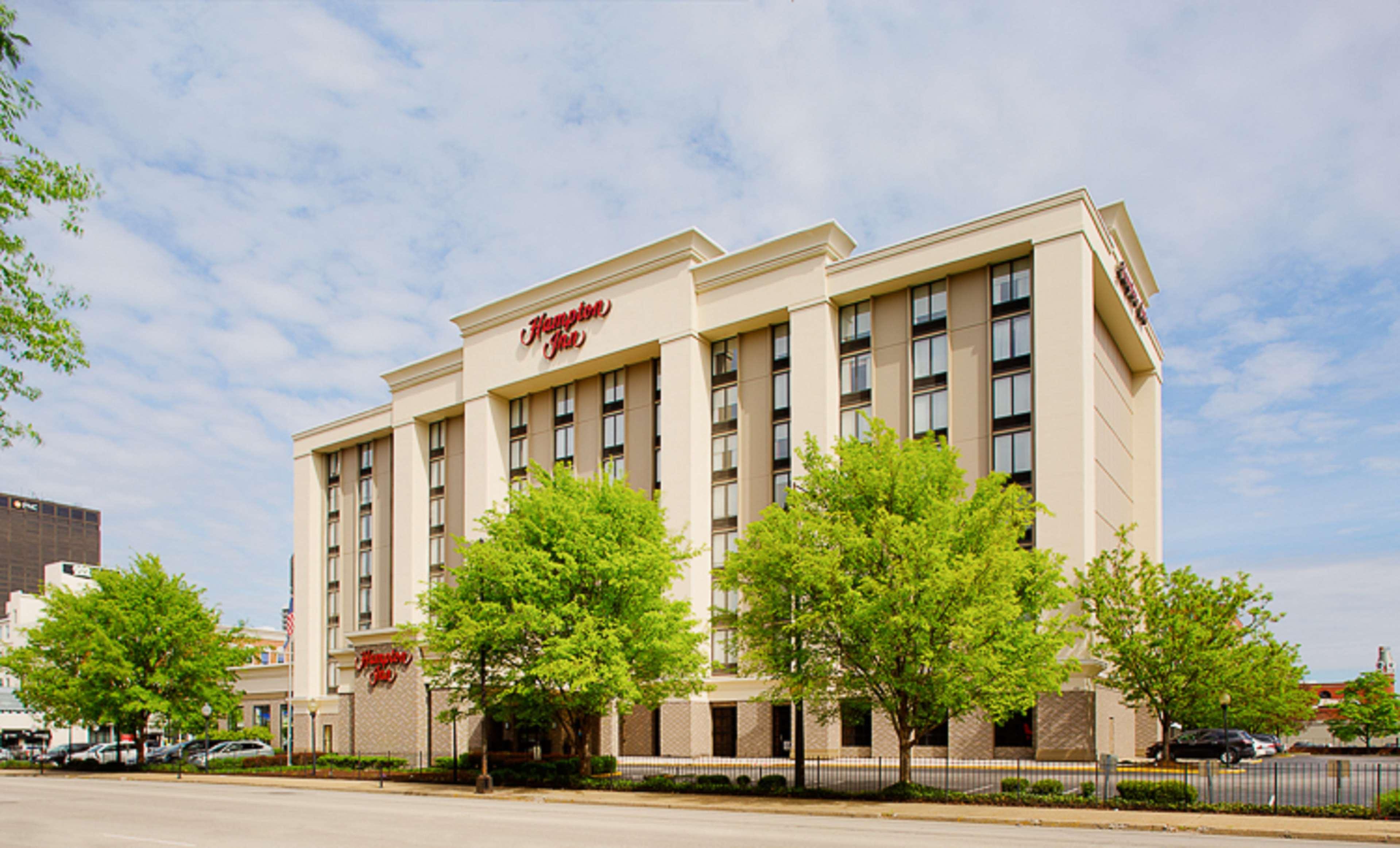 Hampton Inn Louisville Downtown Ngoại thất bức ảnh