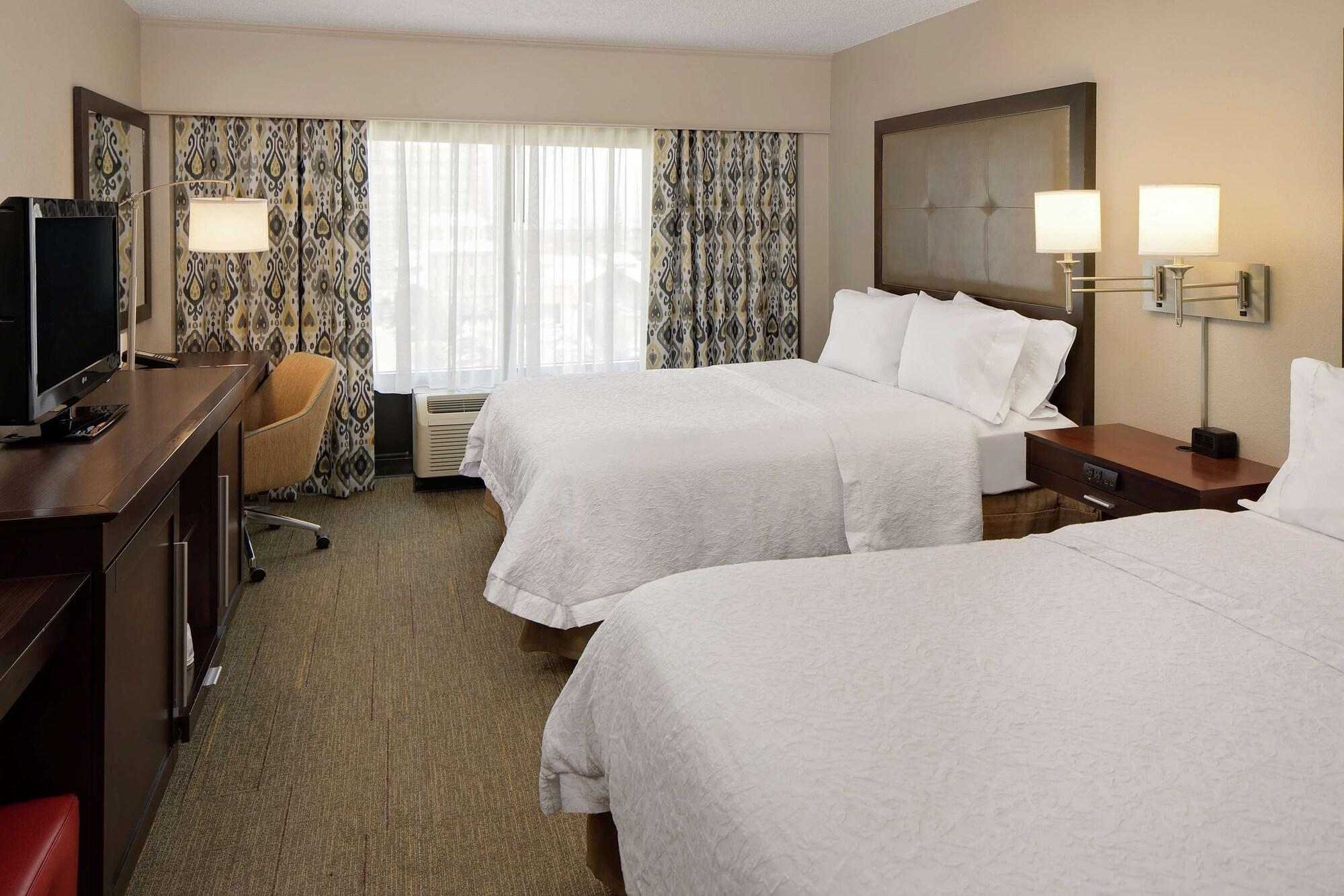 Hampton Inn Louisville Downtown Ngoại thất bức ảnh